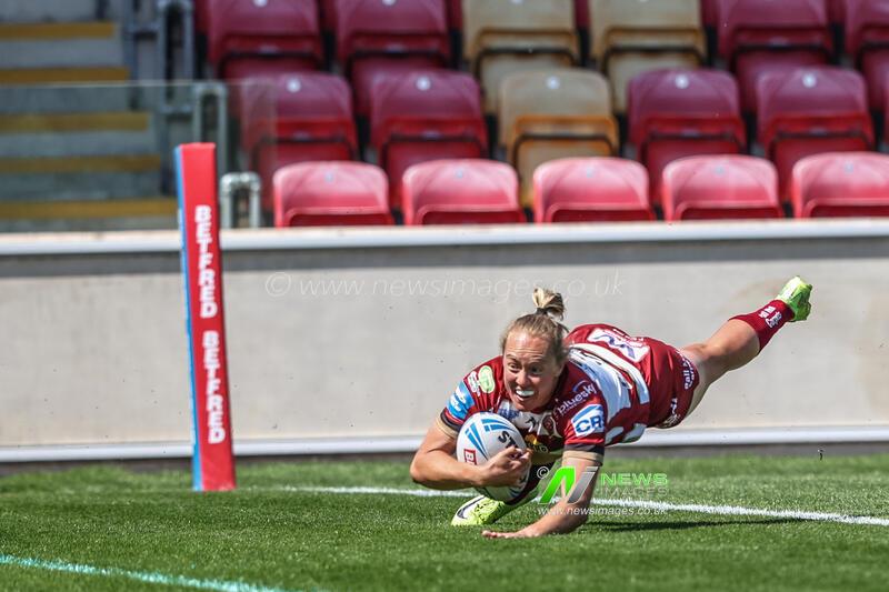 Betfred Women's Challenge Cup Semi-final Leeds Rhinos v Wigan Warriors