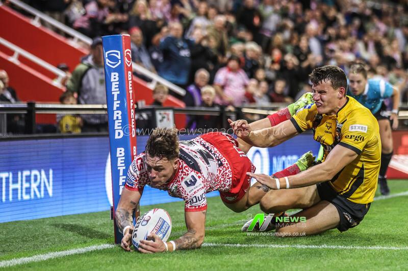 Betfred Super League round 25 Leigh Leopards v Castleford Tigers