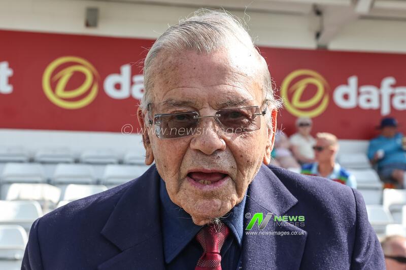 1st Rothesay Test Match Day 2 England vs India