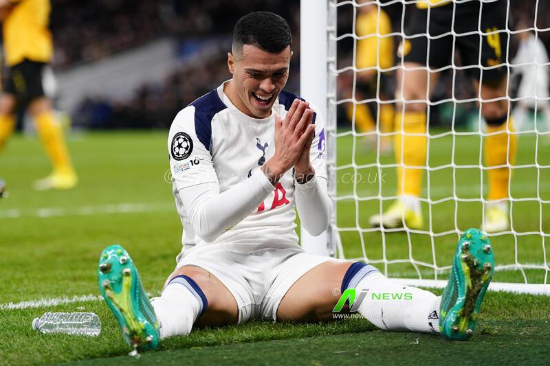 UEFA Champions League Matchday 7 of 8 Tottenham Hotspur v Borussia Dortmund