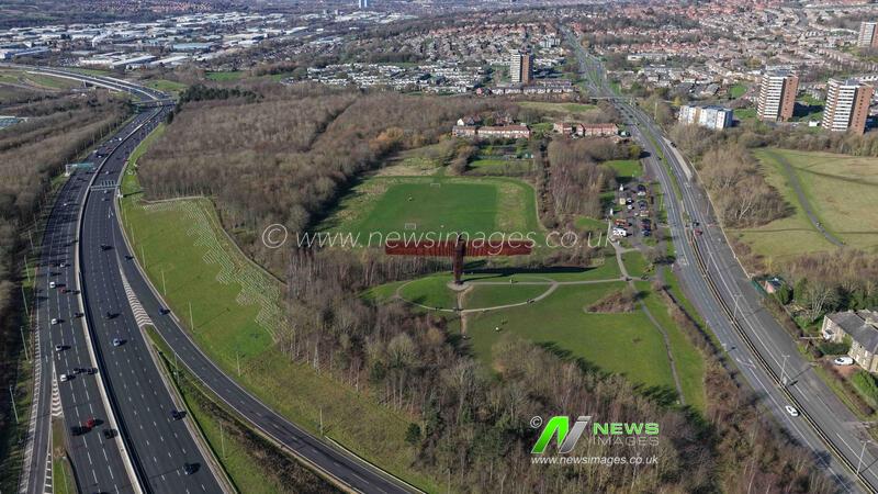 A sunny spring afternoon at The Angel of the North and the A1