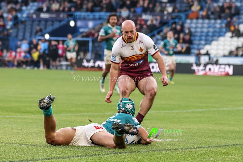 Betfred Super League round 11 Huddersfield Giants v St Helens