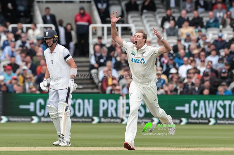 1st Rothesay Test Match Day 1 England vs New Zealand