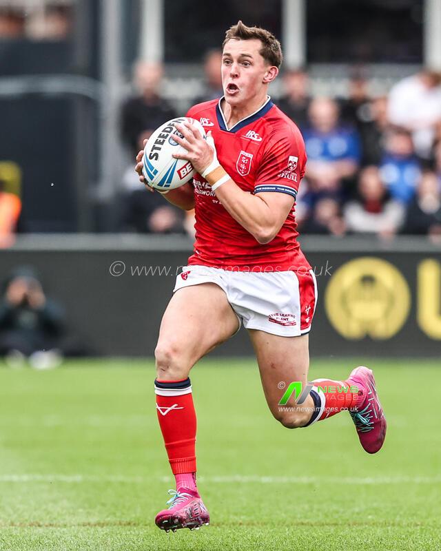 Betfred Super League round 13 Wakefield Trinity v Hull KR