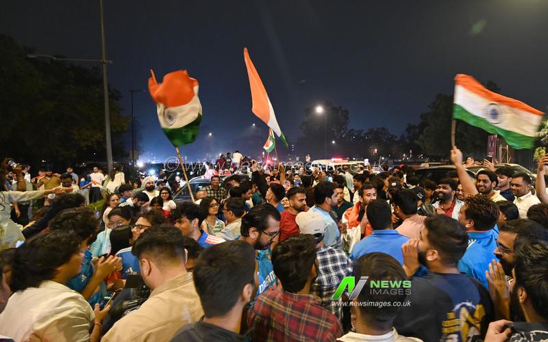 India: Fans Celebrate India Lifts ICC Women World Cup 2025 Trophy