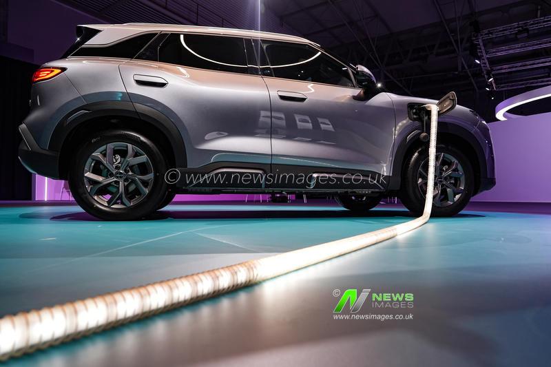 Barcellona - BYD presenta la nuova ATTO 2 DM-i