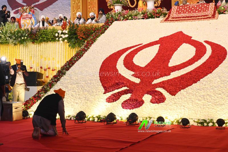 India: Union HM Amit Shah Pays Tribute To Sri Guru Tegh Bahadur Ji On His 350th Martyrdom Day At Red Fort