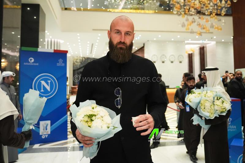 I giocatori del Napoli arrivano al Movenpick Hotel di Riyadh, Arabia Saudita - EA Sports FC Supercoppa Italiana 2025/2026