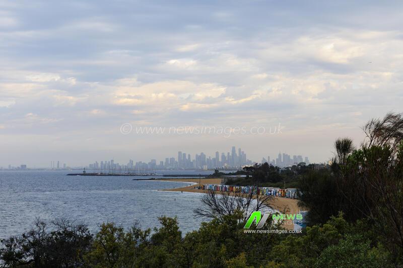 Victorian heatwave brings dangerous conditions to Melbourne - 09 Jan 2026.