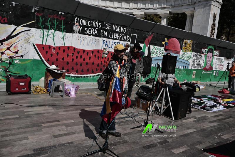 Pro-Venezuela and pro-Palestinian sit-in.
