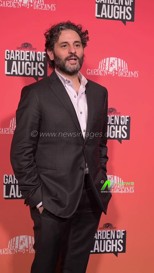 NY: Garden Of Laughs - Arrivals