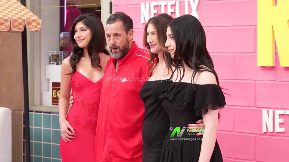 CA: Netflix's ROOMMATES Los Angeles Premiere - Arrivals