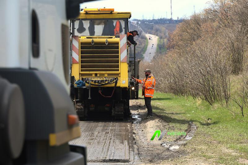 Road repairs in Kharkiv region