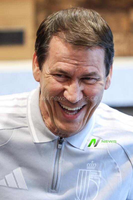 United States: USA WC26 SEATTLE SOCCER RED DEVILS ROUND TABLE GARCIA