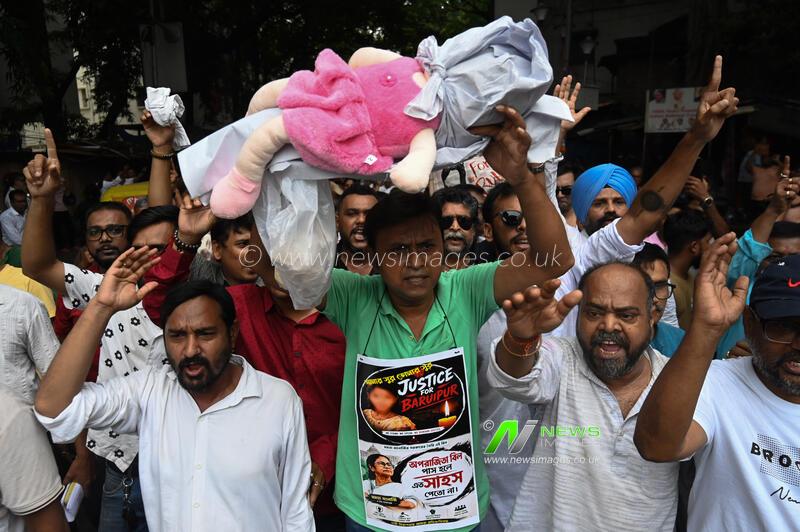 India: Police Resort To Baton Charge As BJP, TMC Workers Clash During Protest Over Baruipur Rape