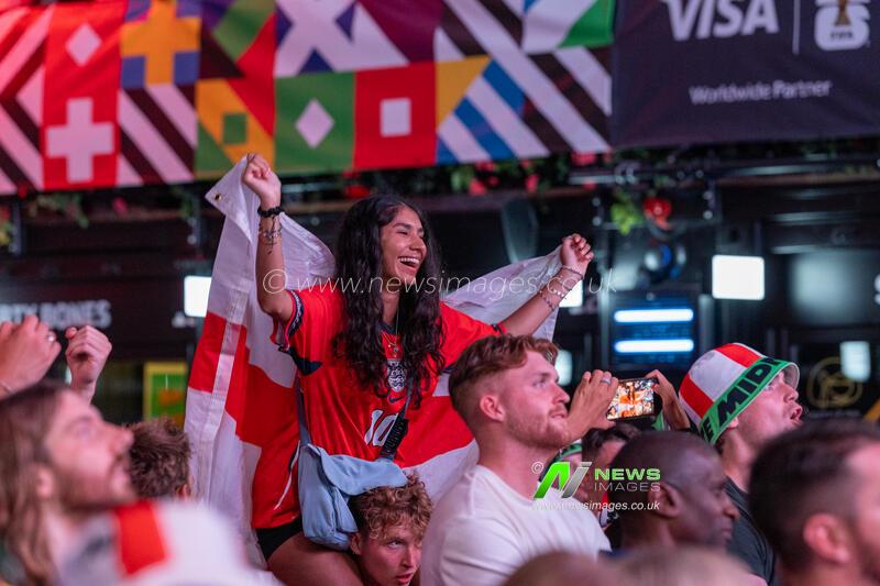 Fans watch Norway Vs England, 2026 FIFA World Cup, Quarter-final, Football in London, UK - 11 Jul.
