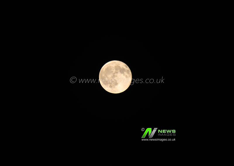 India: Full Sturgeon Moon Seen Over Srinagar During Deep Partial Lunar Eclipse
