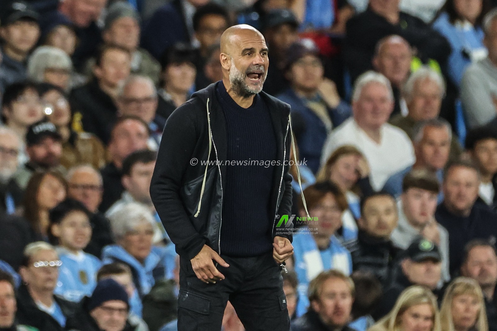 Pep Guardiola manager of Manchester City gives his team instructions during the Premier League match Manchester City vs Wolverhampton Wanderers at Etihad Stadium, Manchester, United Kingdom, 2nd May 2025

(Photo by Mark Cosgrove/News Images)
