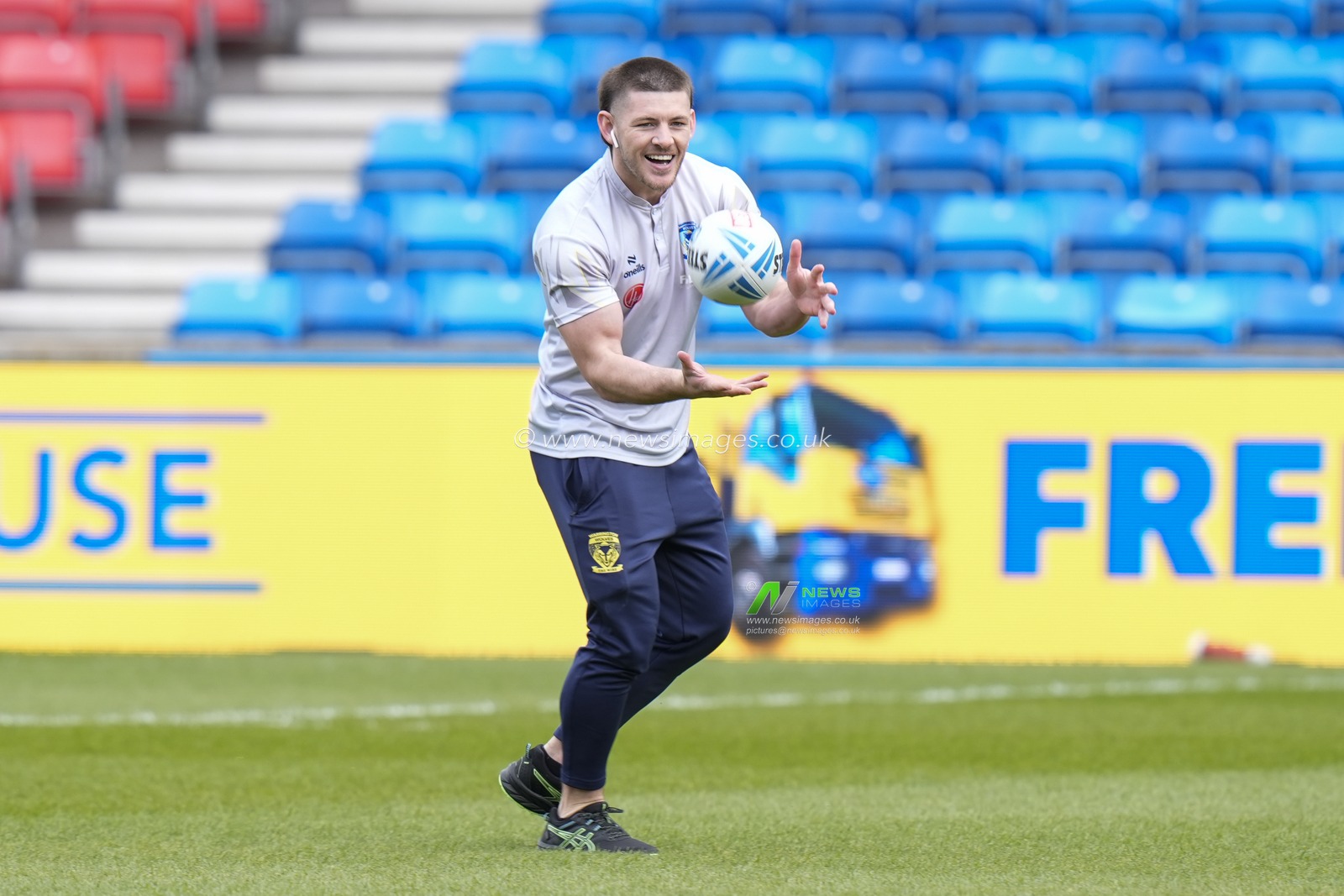 Danny Walker of Warrington Wolves inspects the pitch before the Betfred Super League Round 9 match Salford Red Devils vs Warrington Wolves at Salford Community Stadium, Eccles, United Kingdom, 27th April 2024

(Photo by Steve Flynn/News Images)