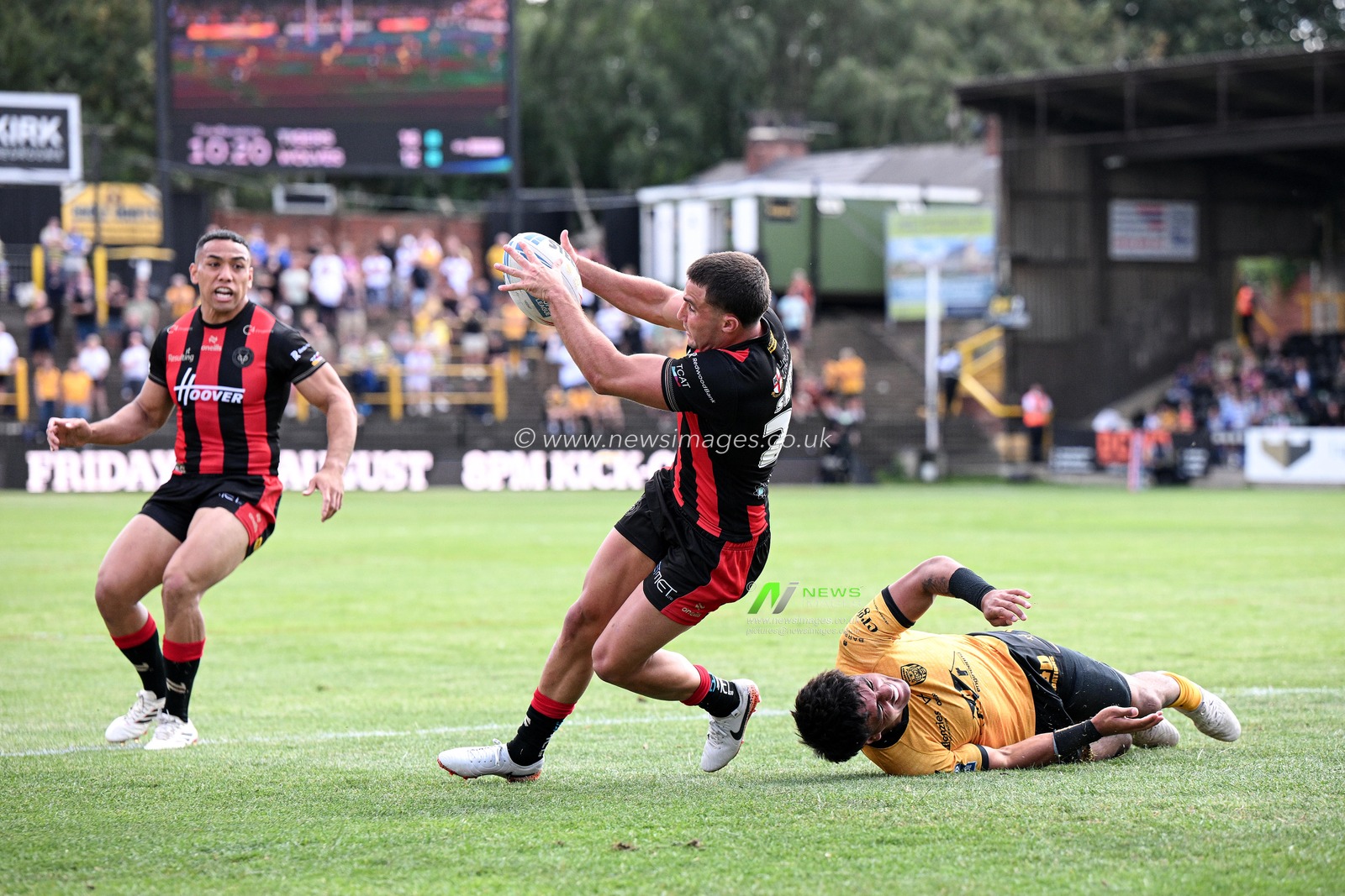Betfred Super League round 21 Castleford Tigers v Warrington Wolves