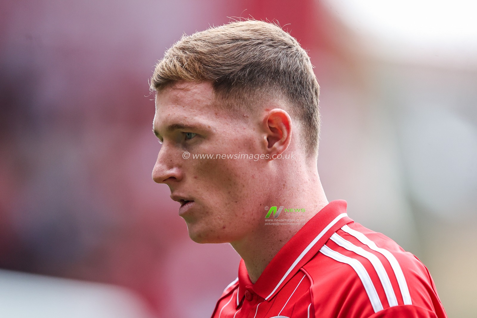Elliot Anderson of Nottingham Forest looks on during the Premier League match Nottingham Forest vs Brentford at City Ground, Nottingham, United Kingdom, 17th August 2025

(Photo by Alfie Cosgrove/News Images)