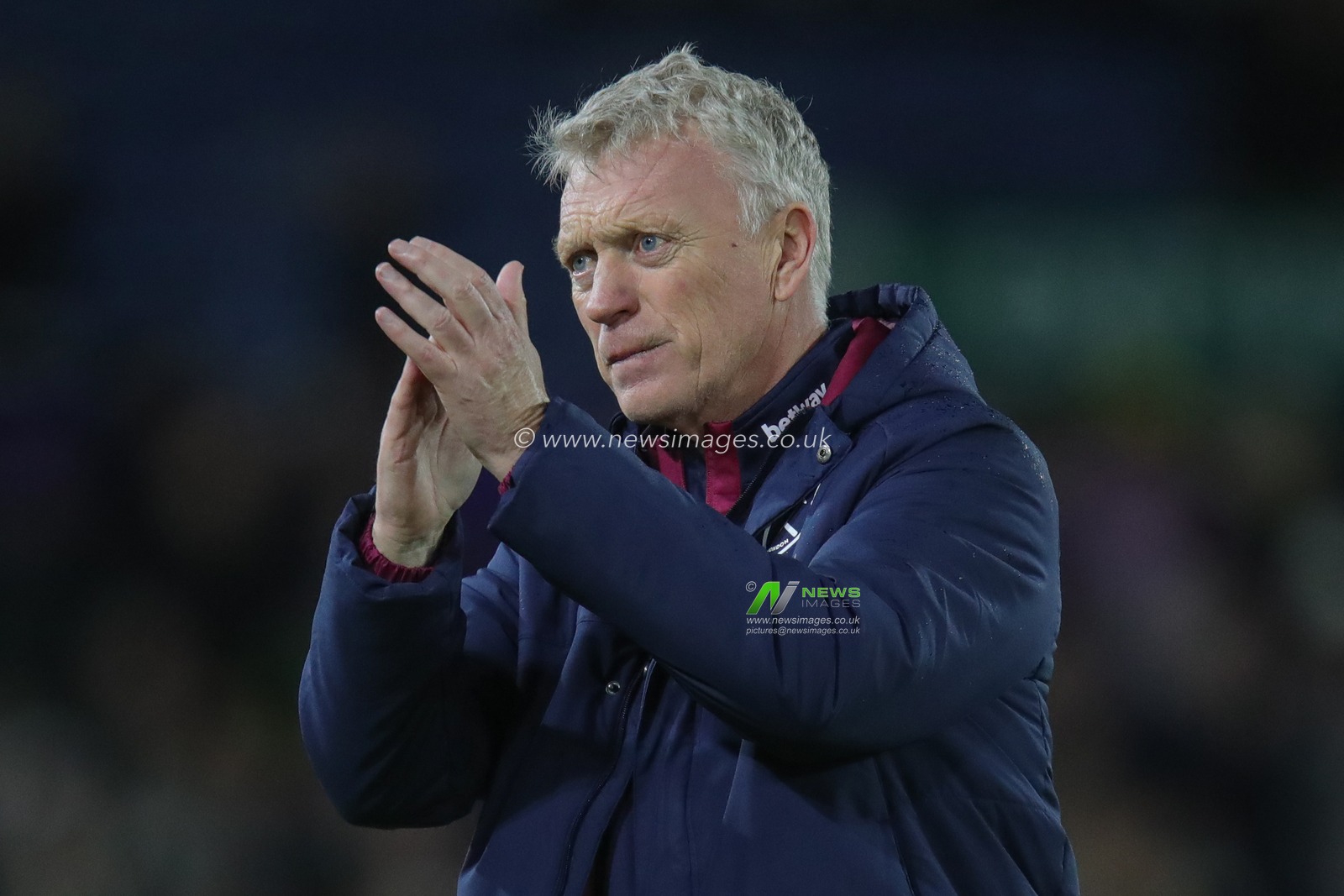 David Moyes manager of West Ham United applauds the travelling fans after the Premier League match Leeds United vs West Ham United at Elland Road, Leeds, United Kingdom, 4th January 2023

(Photo by James Heaton/News Images)