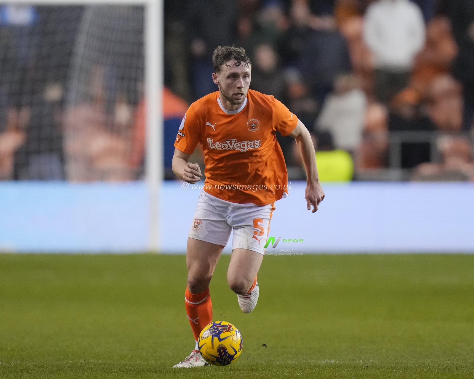 Matthew Pennington #5 of Blackpool during the Sky Bet League 1 match Blackpool vs Bristol Rovers at Bloomfield Road, Blackpool, United Kingdom, 23rd December 2023

(Photo by Steve Flynn/News Images)