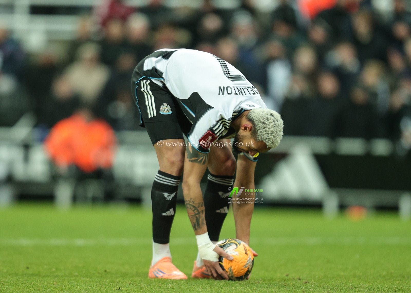 Joelinton of Newcastle United places ball on penalty spot during the Emirates FA Cup Third Round match Newcastle United vs Bournemouth at St. James's Park, Newcastle, United Kingdom, 10th January 2026

(Photo by Richard Bierton/News Images)