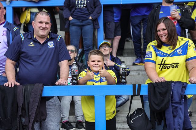 Warrington Wolves fans during the Betfred Super League Round 25 match Warrington Wolves vs Leigh Leopards at Halliwell Jones Stadium, Warrington, United Kingdom, 6th September 2025

(Photo by Mark Cosgrove/News Images)