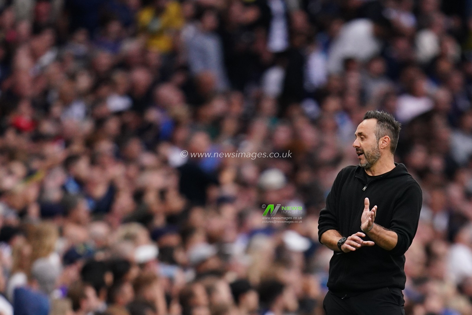 Roberto De Zerbi manager of Tottenham Hotspur during the Premier League match Tottenham Hotspur vs Newcastle Untied at Tottenham Hotspur Stadium, London, United Kingdom on 29 August 2026

(Photo by Harvey Murphy/News Images)