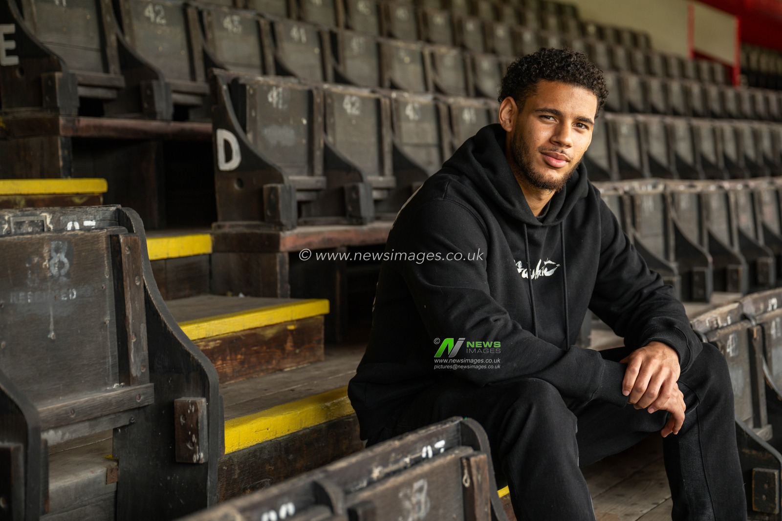 Kyran Lofthouse signs for Barnsley at Oakwell, Barnsley, United Kingdom, 28th July 2023

(Photo by Craig Thomas/News Images)