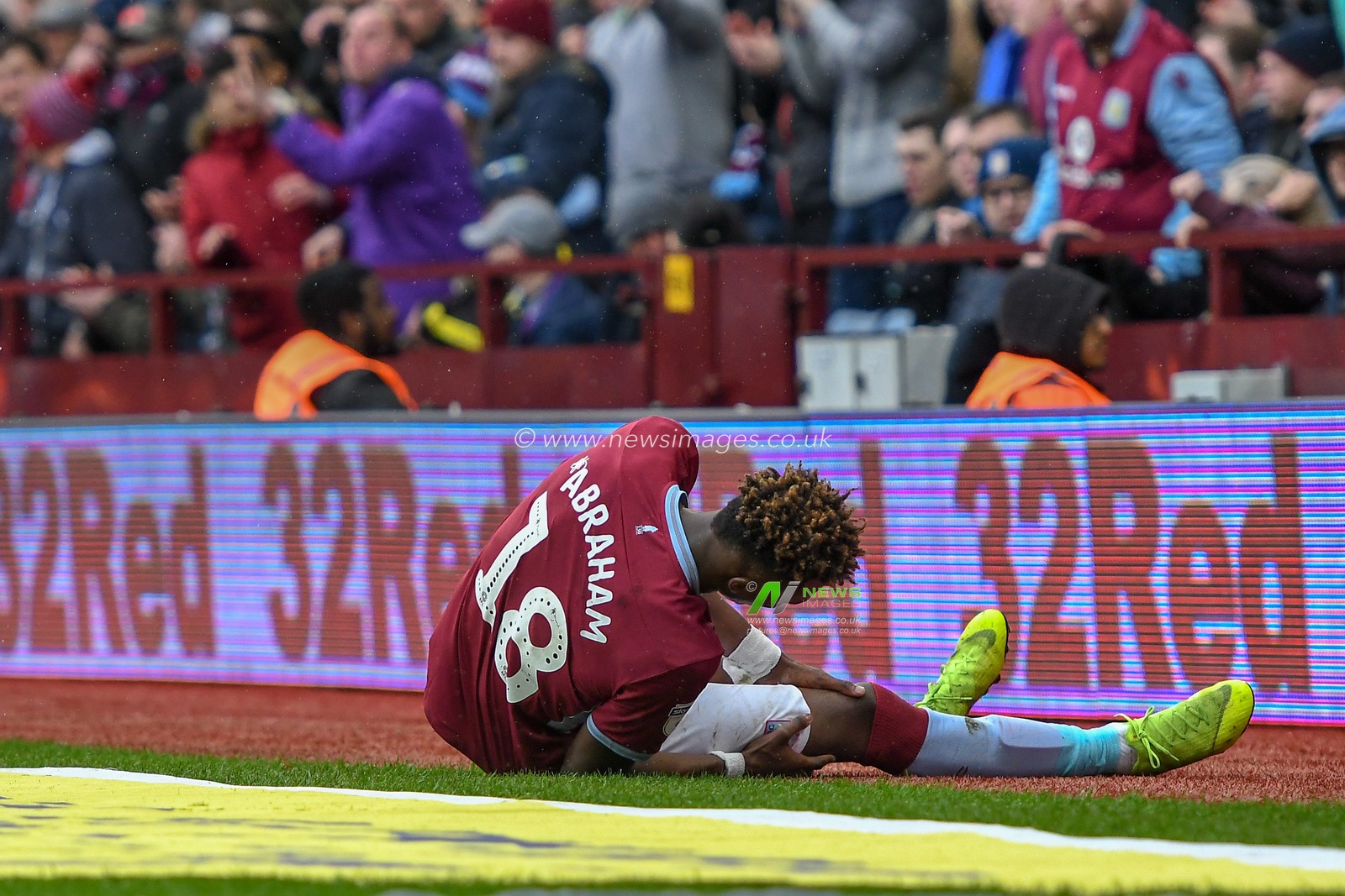 16th March 2019, Villa Park, Birmingham, England ; Sky Bet Championship, Aston Villa v Middlesbrough : Tammy Abraham (18) of Aston Villa injured after the cross

Credit: Gareth Dalley/News Images

English Football League images are subject to DataCo Licence