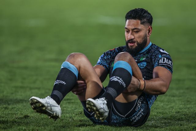 Isaac Liu of Leigh Leopards during pre-game warm up during the Betfred Challenge Cup Quarter Final match Wakefield Trinity vs Leigh Leopards at DIY Kitchens Stadium, Wakefield, United Kingdom, 4th April 2025

(Photo by Alfie Cosgrove/News Images)