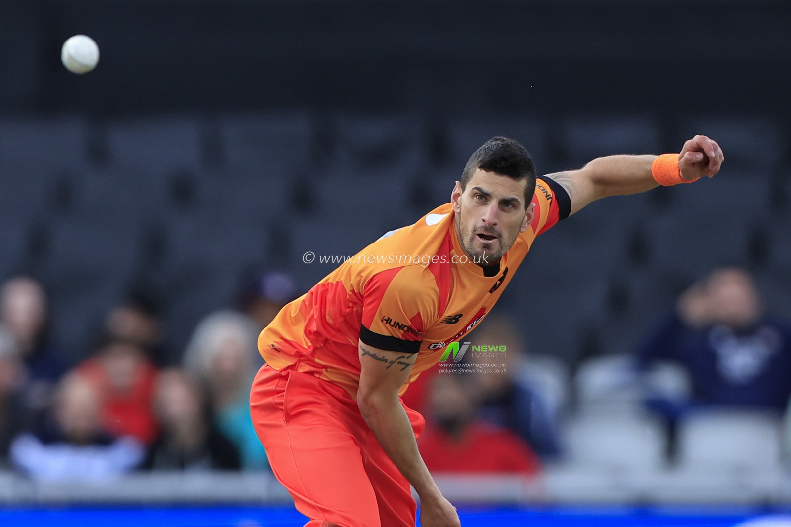 Benny Howell of Birmingham Phoenix in bowling action during The Hundred match Manchester Originals vs Birmingham Phoenix at Old Trafford, Manchester, United Kingdom, 7th August 2023

(Photo by Conor Molloy/News Images)