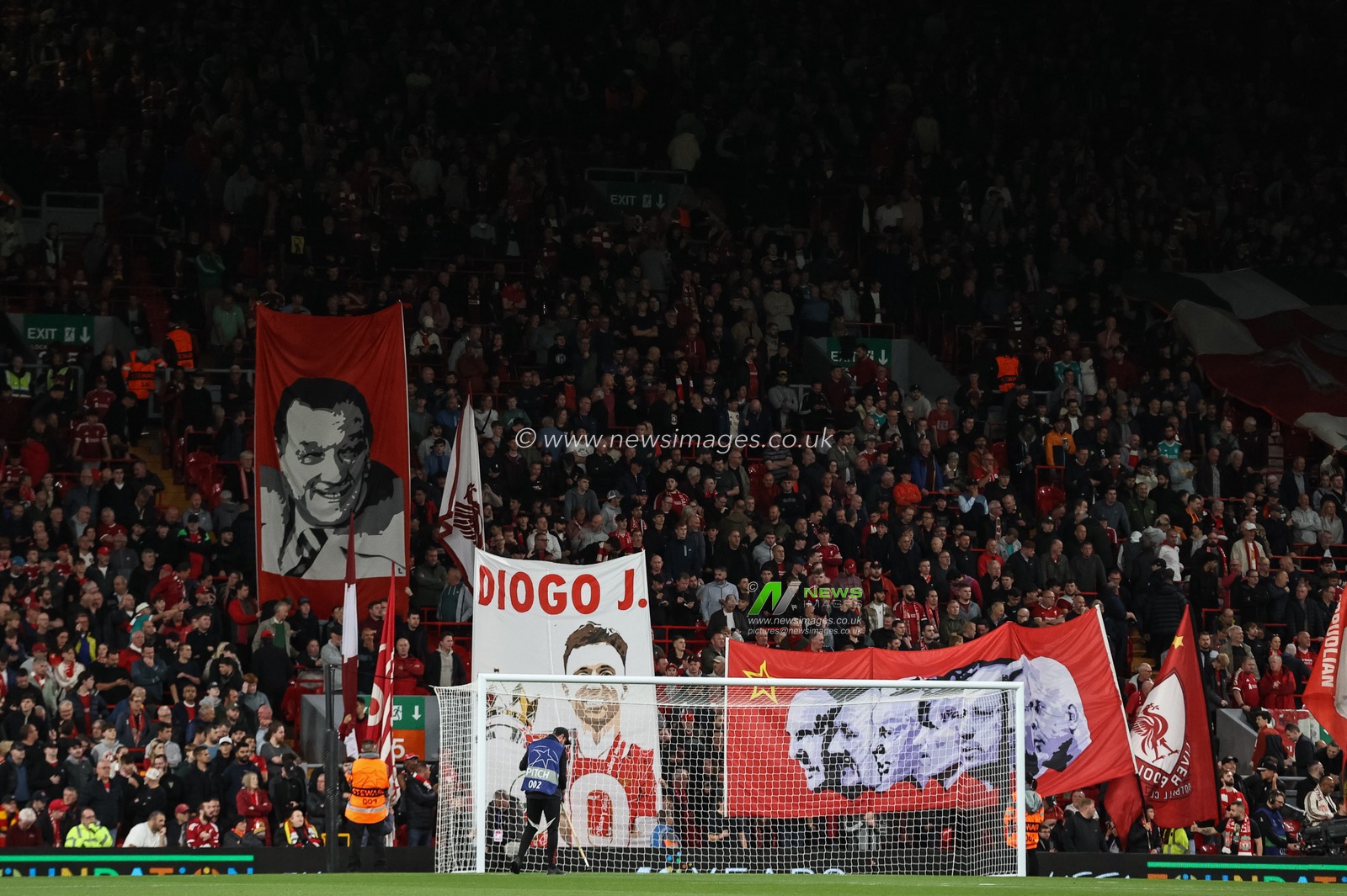 Liverpool fans sing “You’ll never walk alone” during the UEFA Champions League, League Stage Liverpool vs Atletico Madrid at Anfield, Liverpool, United Kingdom, 17th September 2025

(Photo by Alfie Cosgrove/News Images)