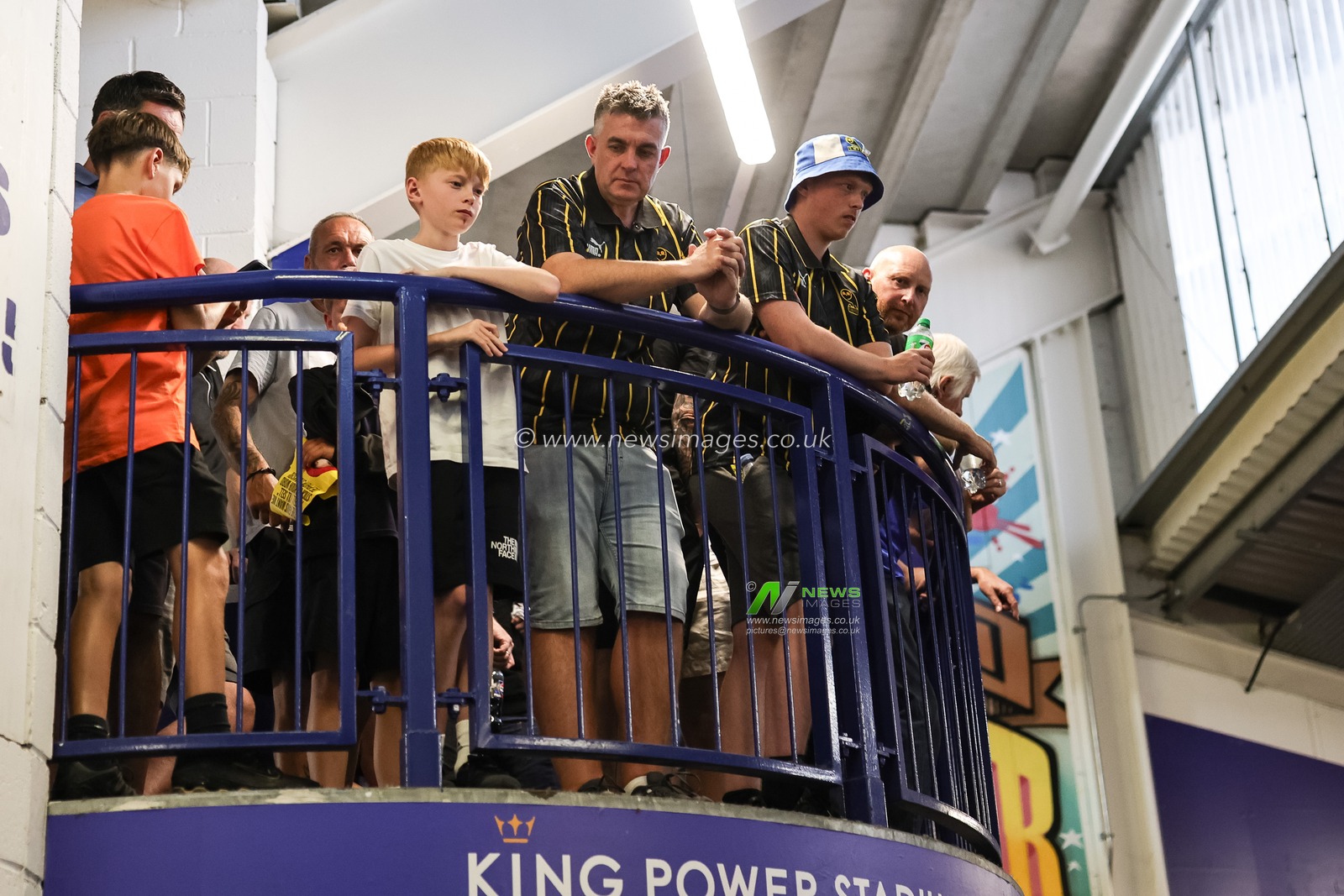 Sheffield Wednesday fans protest against their custodian Dejphon Chansiri in the back of the stand as the game kicks off during the Sky Bet Championship match Leicester City vs Sheffield Wednesday at King Power Stadium, Leicester, United Kingdom, 10th August 2025

(Photo by Mark Cosgrove/News Images)