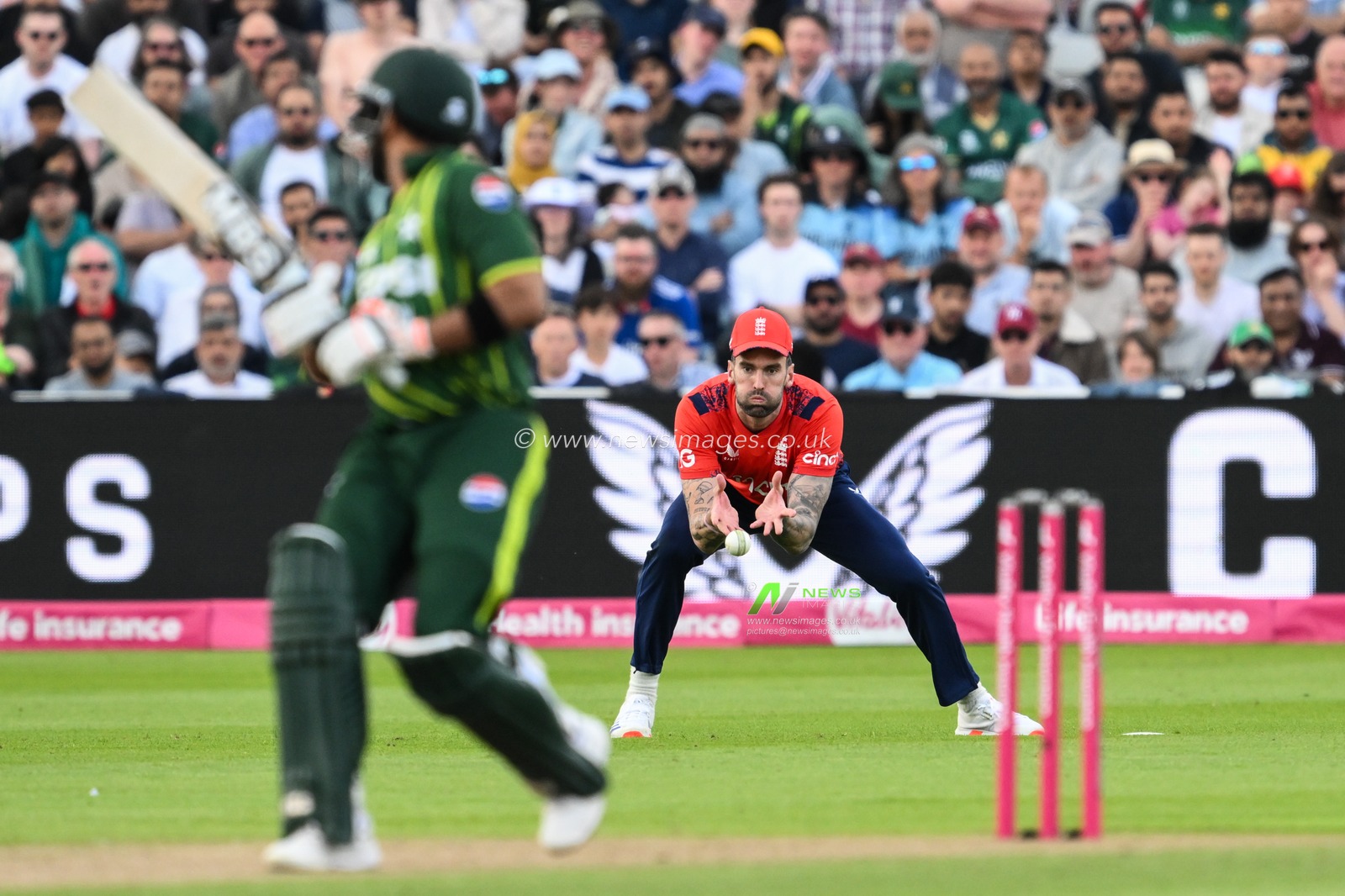 Reece Topley of England fields the ball pduring the Vitality T20 International Series match England vs Pakistan at Edgbaston, Birmingham, United Kingdom, 25th May 2024

(Photo by Craig Thomas/News Images)