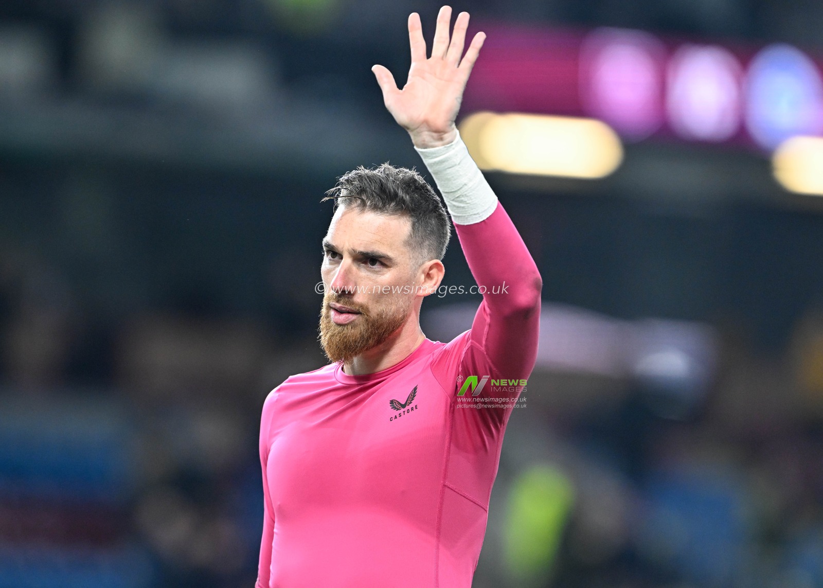 JosÃ© SÃ¡ of Wolverhampton Wanderers at full time, during the Premier League match Burnley vs Wolverhampton Wanderers at Turf Moor, Burnley, United Kingdom, 2nd April 2024

(Photo by Cody Froggatt/News Images)