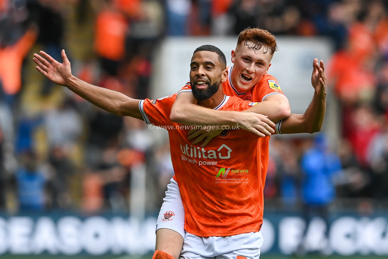 CJ Hamilton #22 of Blackpool celebrates his goal to make it  4-1 during the Sky Bet Championship match Blackpool vs Preston North End at Bloomfield Road, Blackpool, United Kingdom, 22nd October 2022

(Photo by Craig Thomas/News Images)