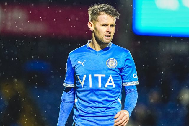 Stockport County Midfielder Oliver Norwood during the Sky Bet League 1 match Stockport County vs Exeter City at Edgeley Park Stadium, Stockport, United Kingdom, 7th December 2024

(Photo by James Giblin/News Images)