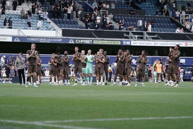 Brentford players after the Pre-season friendly match Queens Park Rangers vs Brentford at Kiyan Prince Foundation Stadium, London, United Kingdom, 2nd August 2025

(Photo by Harvey Murphy/News Images)