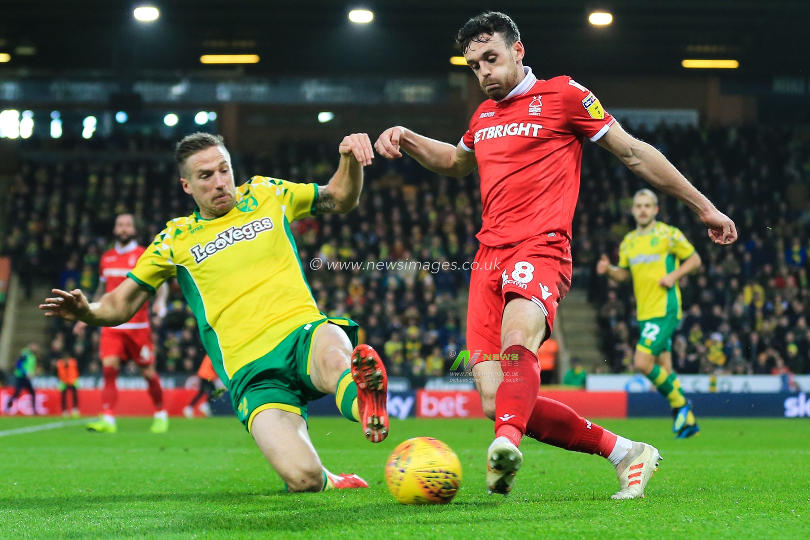 26th December 2018, Carrow Road, Norfolk, England; Sky Bet Championship, Norwich City vs Nottingham Forest ;  Marco Stiepermann (18) of Norwich City fouls Jack Robinson (18) of Nottingham Forest

Credit: Georgie Kerr/News Images

English Football League images are subject to DataCo Licence