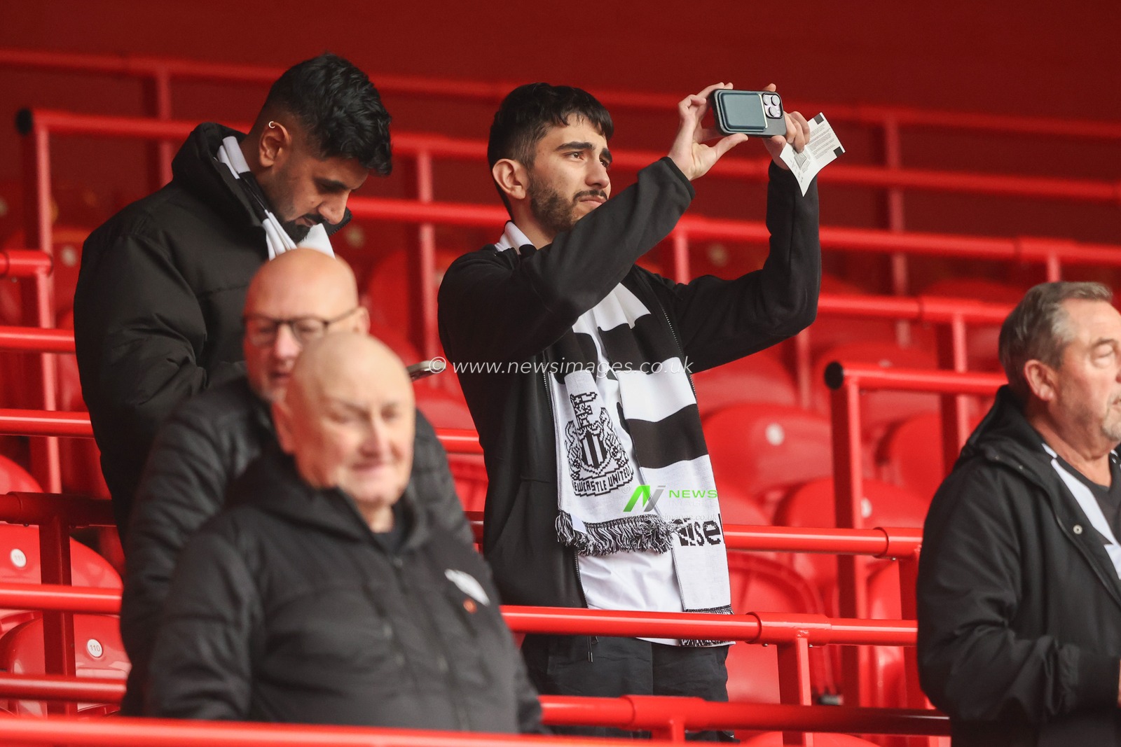 Newcastle fans arrive during the Premier League match Nottingham Forest vs Newcastle United at City Ground, Nottingham, United Kingdom, 10th November 2024

(Photo by Alfie Cosgrove/News Images)
