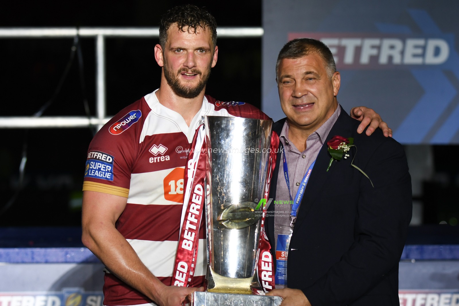 13th October 2018 , Old Trafford,  Manchester, England;  Betfred Super League Grand Final, Wigan Warriors v Warrington Wolves; Wigan captain (L) Sean O'Loughlin and Shaun Wayne head coach (R)


Credit: Richard Long/News Images