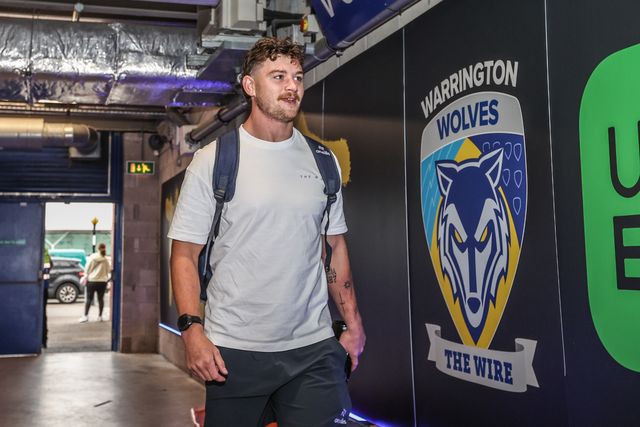 Jordy Crowther of Warrington Wolves arrives during the Betfred Super League round 15 match Warrington Wolves vs Huddersfield Giants at Halliwell Jones Stadium, Warrington, United Kingdom, 21st June 2025

(Photo by Alfie Cosgrove/News Images)
