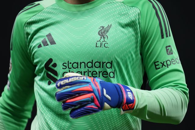 Alisson Becker of Liverpool goalkeeper shirt during the Premier League match Tottenham Hotspur vs Liverpool at Tottenham Hotspur Stadium, London, United Kingdom, 20th December 2025

(Photo by Harvey Murphy/News Images)

*** GER AUT SUI OUT ***