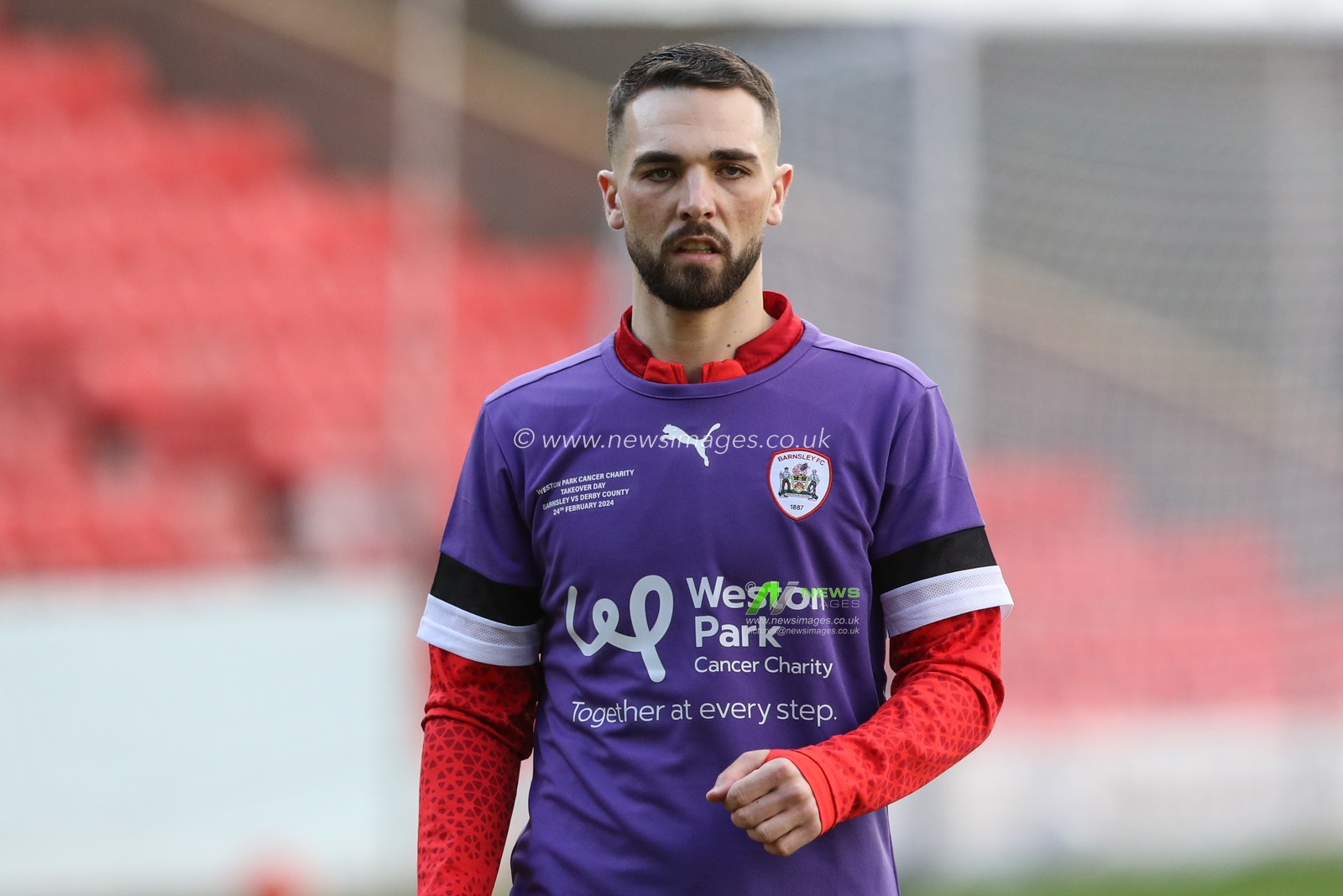 Adam Phillips of Barnsley in the pregame warmups during the Sky Bet League 1 match Barnsley vs Derby County at Oakwell, Barnsley, United Kingdom, 24th February 2024

(Photo by Alfie Cosgrove/News Images)