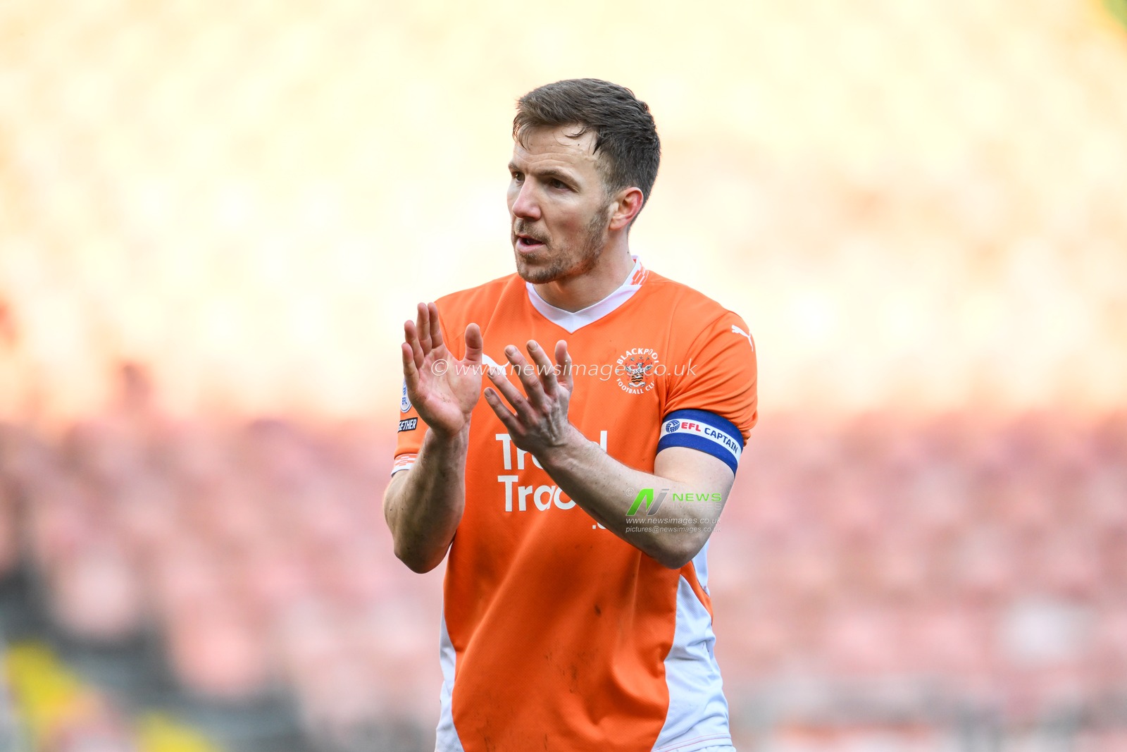 Lee Evans of Blackpool applauds the fans at the end of the Sky Bet League 1 match Blackpool vs Leyton Orient at Bloomfield Road, Blackpool, United Kingdom, 15th March 2025

(Photo by Craig Thomas/News Images)