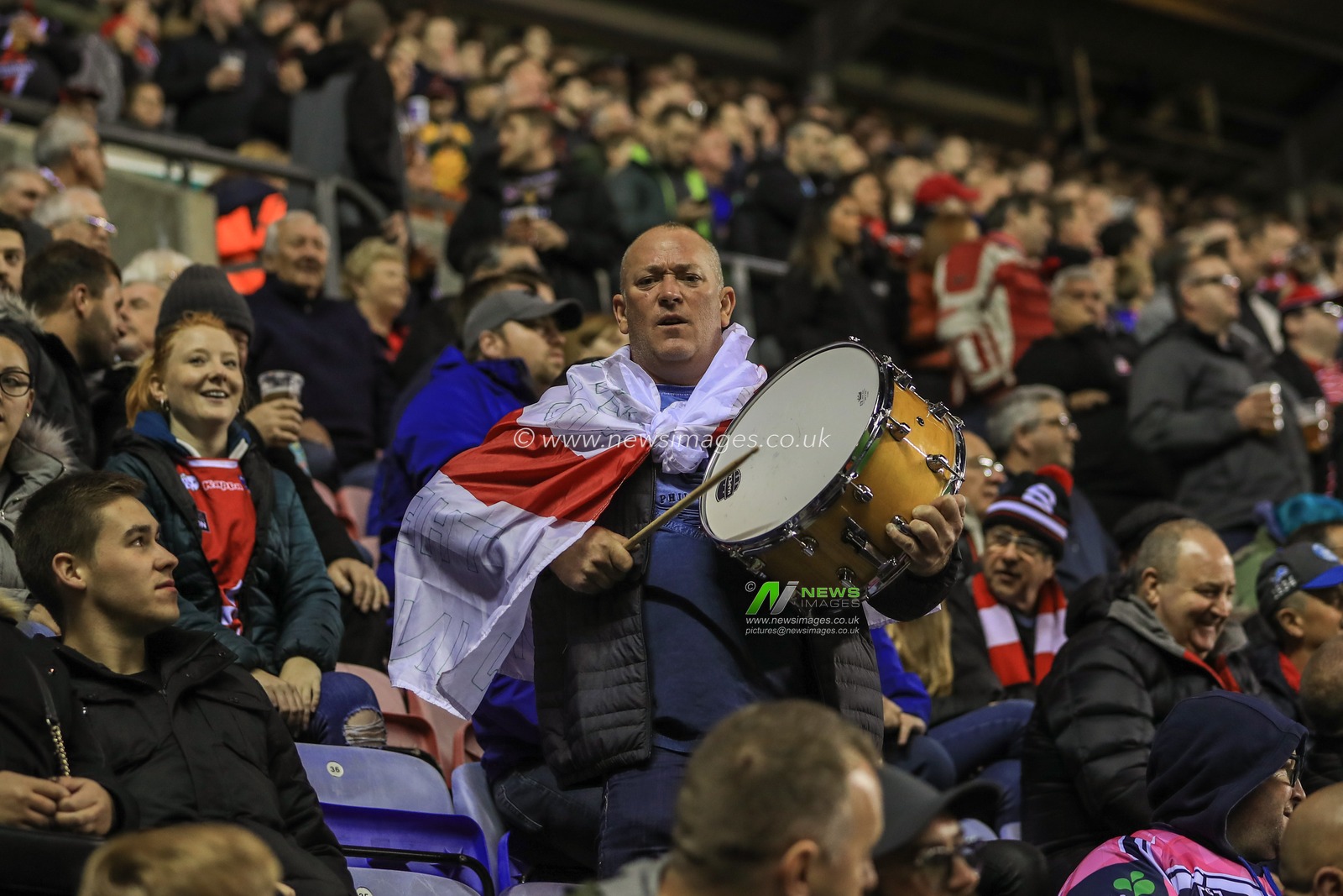 4th October 2019, DW Stadium, Wigan, England; Betfred Super League Semi Final, Wigan Warriors v Salford Red Devils : The Salford drummer bangs away as Salford take the lead from a penalty 0-2

Credit: Mark Cosgrove/News Images
