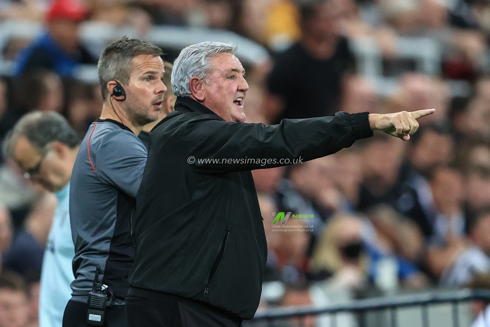 Steve Bruce manager of Newcastle United reacts during the game